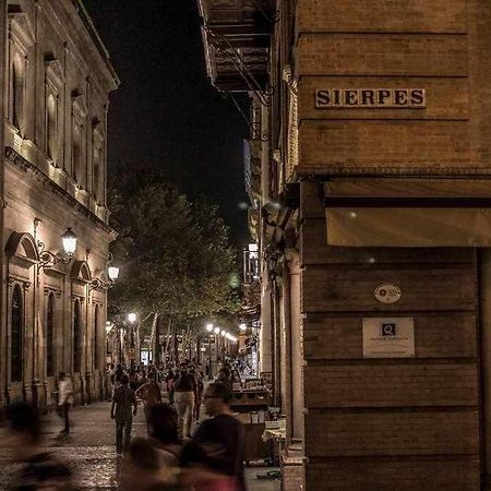 Casa Con Piscina Junto Catedral De Sevilla Zewnętrze zdjęcie