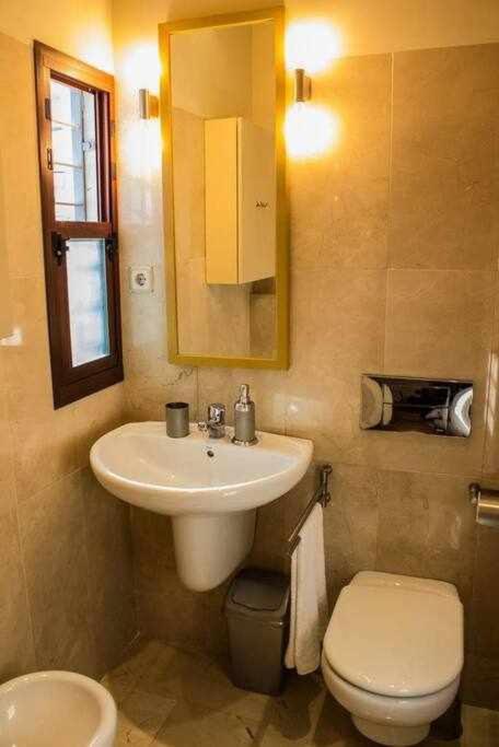Casa Con Piscina Junto Catedral De Sevilla Zewnętrze zdjęcie