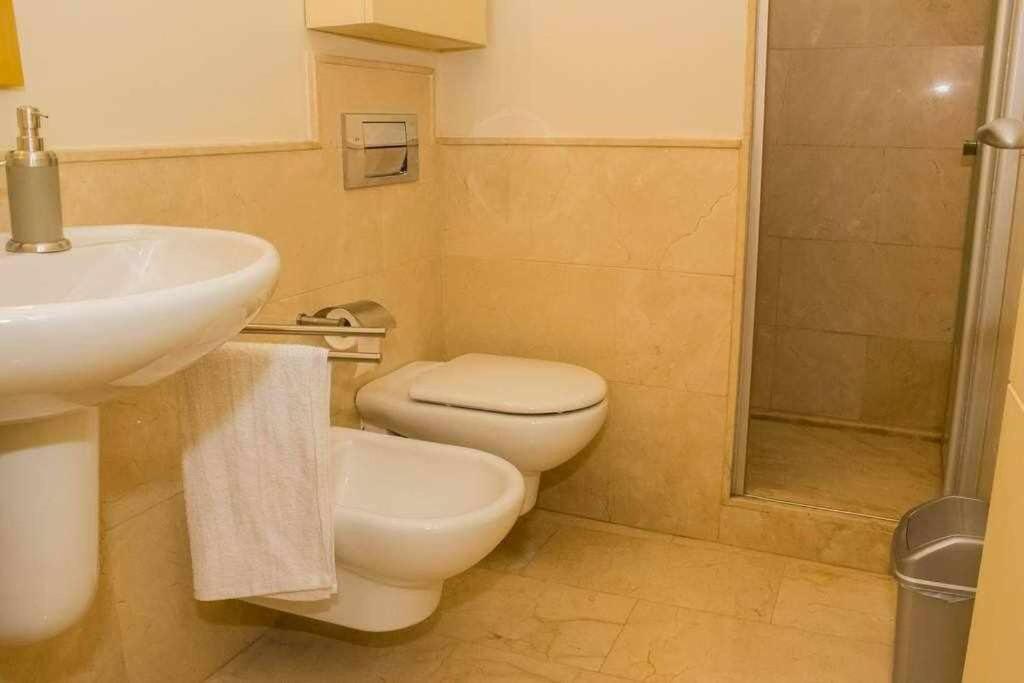 Casa Con Piscina Junto Catedral De Sevilla Zewnętrze zdjęcie